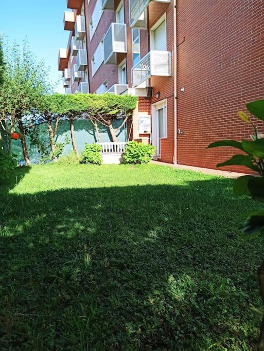 Bajo Con Jardin Privado Leilighet Santander Eksteriør bilde